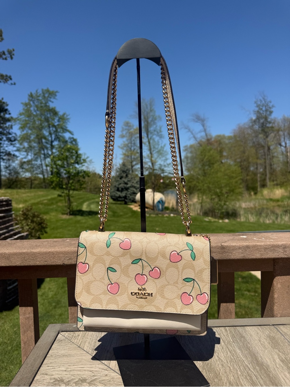 EUC Coach Klare Crossbody In Signature Canvas With Heart Cherry Print - Picture 10 of 17